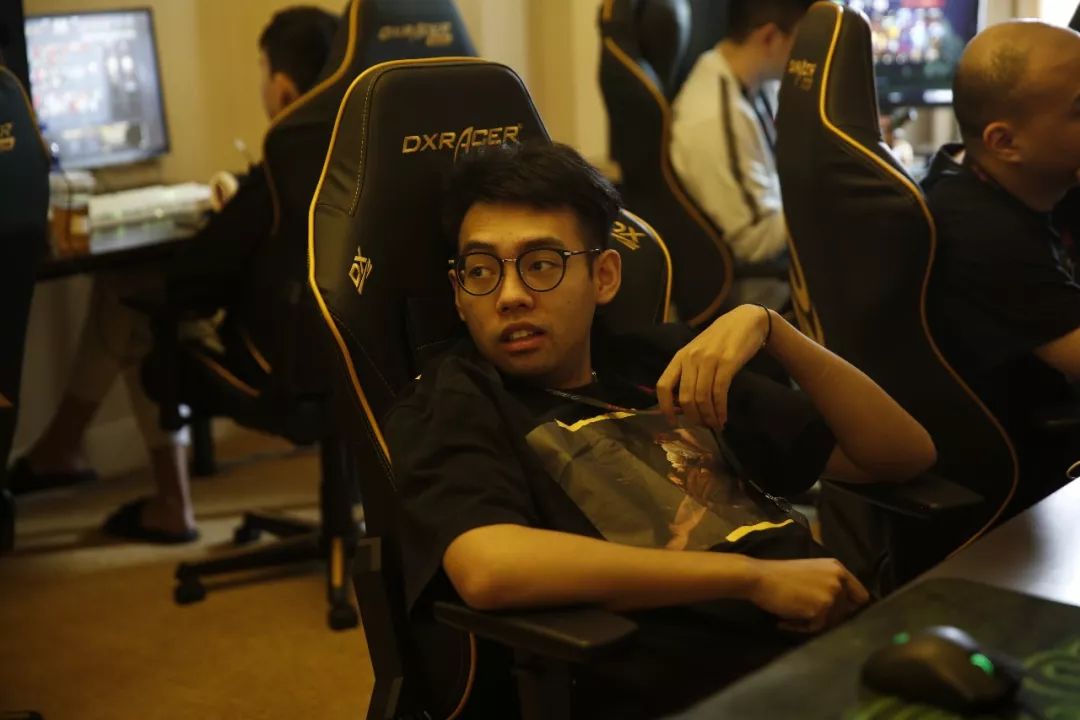 Team WE ：下路选手Stay将下放二队担任AD，将随队征战LDL