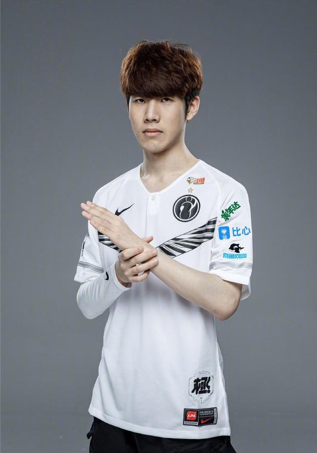 PDD直播谈起诉RNG：已经尽量照顾RNG老板了