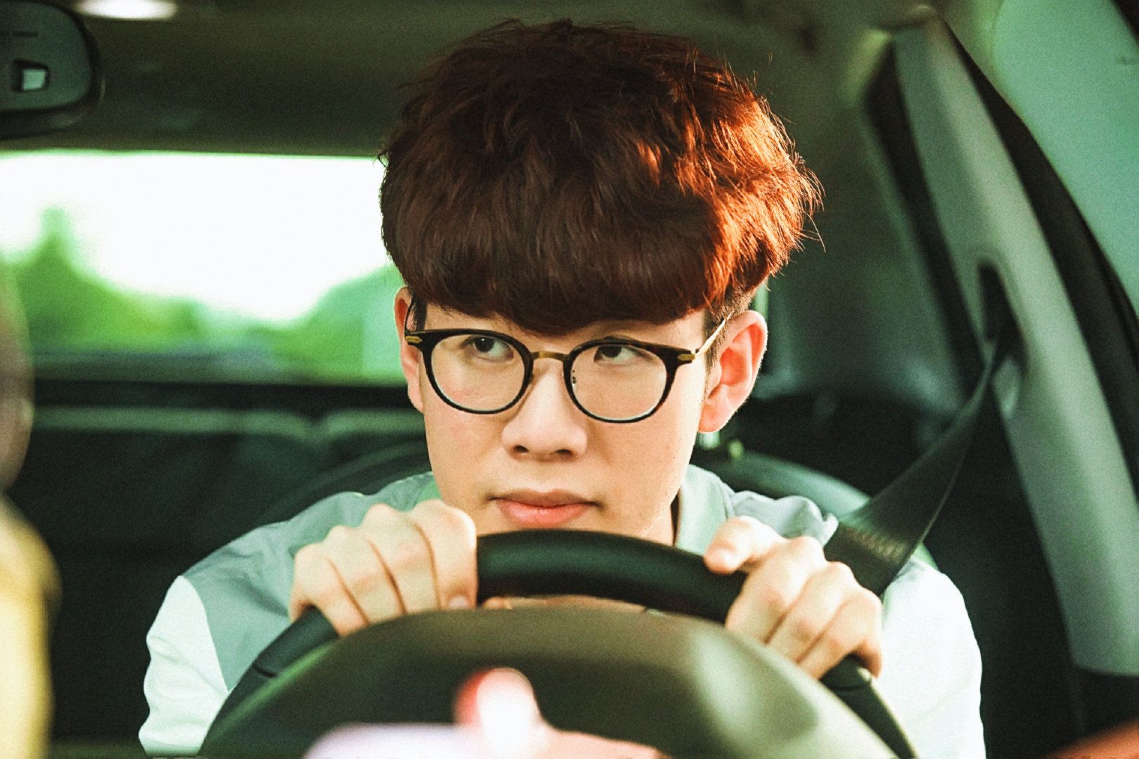 神降临！ Zeus 奥拉夫再次横扫街道，SMK克烈无用， Hanwha Life Esports 晋级决赛